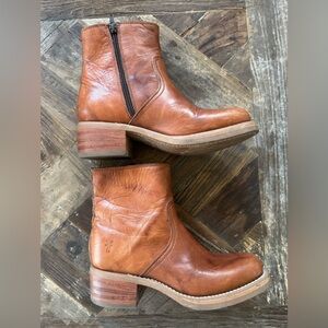 Frye Campus Chelsea Boots